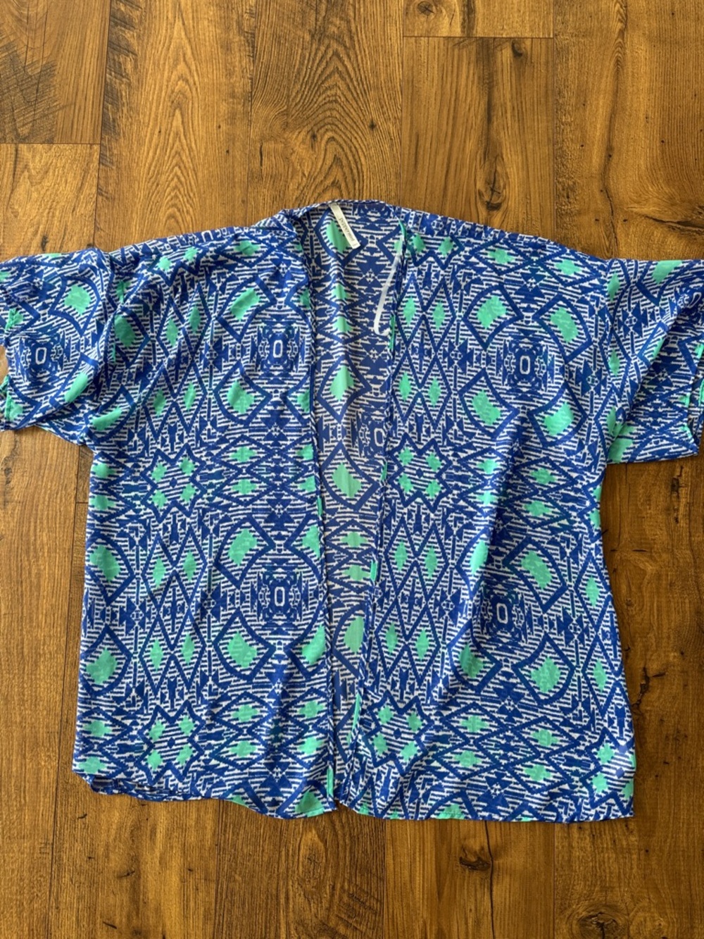 Fun geometric women’s cover up / summer cardigan, size medium